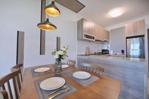 Kuchyň nebo kuchyňský kout v ubytování 09 forest city homestay-温馨小筑