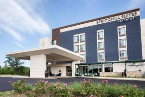 une représentation de l'avant d'un hôtel dans l'établissement SpringHill Suites by Marriott Mount Laurel, à Mount Laurel