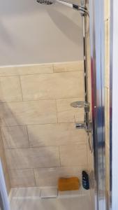 Koupelna v ubytování Turystyczny apartament na poddaszu + 3 fotografie