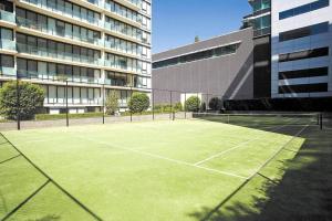Gallery image of Ocean view apartment close to CBD with indoor pool. in Melbourne