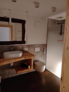 Ένα μπάνιο στο La Casa di BeSe