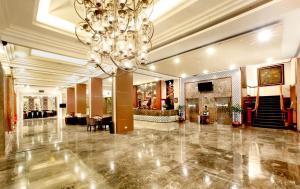 Lobby alebo recepcia v ubytovaní Grand Inna Tunjungan