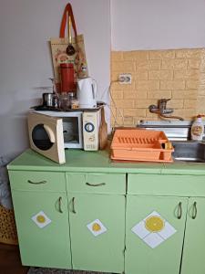 Η κουζίνα ή μικρή κουζίνα στο Maravilja