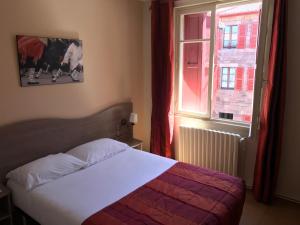 Postel nebo postele na pokoji v ubytování Hostel Ramuntcho + 11 fotografií