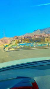 a view of a beach from a car at جولف بيه برتو السخنه in As Suways