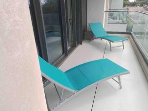Balcone o terrazza di Luxury Oceanview 1BR on beach