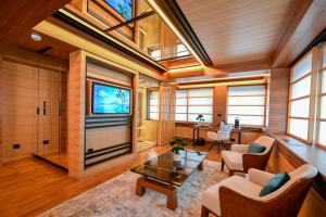 Μια τηλεόραση ή/και κέντρο ψυχαγωγίας στο Hanami Design Hotel