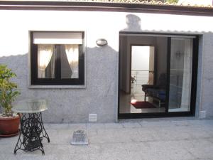 Patio lub wspólna przestrzeń na świeżym powietrzu w obiekcie Hotel Brisa del Mar