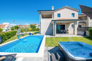 Bazén v ubytování Villa Spa 1 in Porec,Istrien - Istrabook nebo v jeho okolí