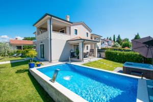 Bazén v ubytování Villa Spa 1 in Porec,Istrien - Istrabook nebo v jeho okolí