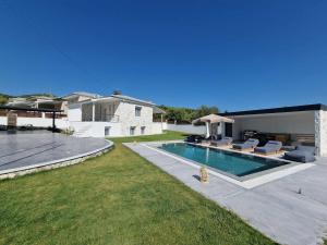 Ảnh trong thư viện ảnh của Villa Hillside Pefkohori ở Pefkohori +57 ảnh