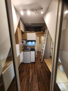 Studio 9M2 Champs Elysees Arc de Triomphe75008 Paris