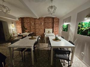 Posezení v ubytování Deja Vu Hostel