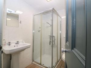 Koupelna v ubytování Trevor Cottage + 14 fotografií