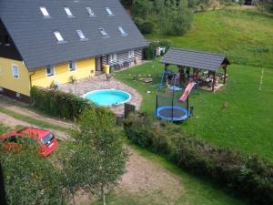 Billede fra billedgalleriet på Chalupa Pod Lípou i Žacléř + 76 billeder