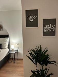 Postel nebo postele na pokoji v ubytování Ferienwohnung in Neubau