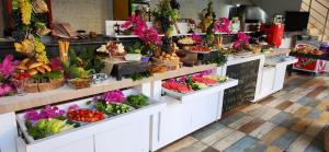 a store filled with lots of fruits and vegetables at The D Hotel Spa & Resort in Çeşme