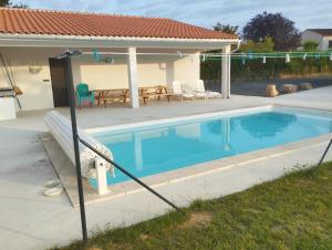 Fotografia z galérie ubytovania Villa Pascal mas Bories Albi # Piscine # Clim # Wifi #10 personnes v destinácii Albi
