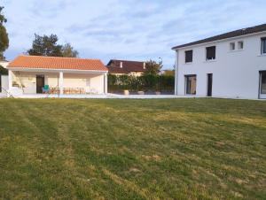 Fotografia z galérie ubytovania Villa Pascal mas Bories Albi # Piscine # Clim # Wifi #10 personnes v destinácii Albi