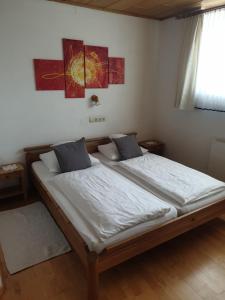 Posteľ alebo postele v izbe v ubytovaní Bergführerhaus