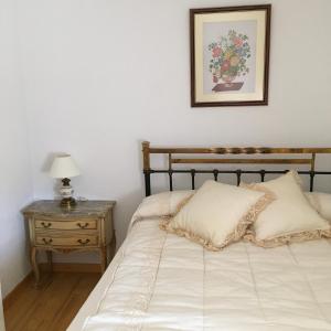 Postel nebo postele na pokoji v ubytování Casa Rural Casa Maria Camuñas