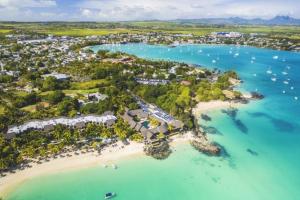 an aerial view of the beach at the resort at Tropical getaway villa in Pereybere