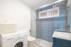 Et badeværelse på Eurotennis Paradise Beach Apartments