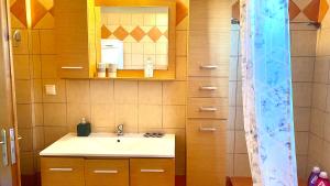 Koupelna v ubytování LenasApartment