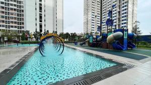 Bazén v ubytování Horizon Suites Sepang - Budget Studio Unit nebo v jeho okolí