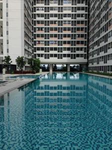 Bazén v ubytování Horizon Suites Sepang - Budget Studio Unit nebo v jeho okolí