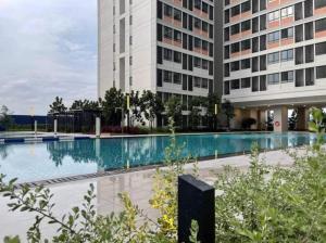 Bazén v ubytování Horizon Suites Sepang - Budget Studio Unit nebo v jeho okolí