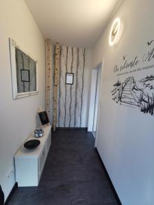 TV a/nebo společenská místnost v ubytování Ferienwohnung am Dock + 3 fotografie