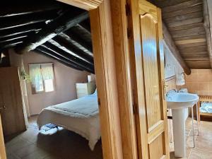 A bed or beds in a room at Casa Artista