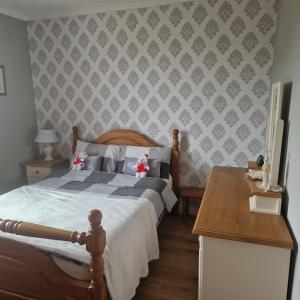 Postel nebo postele na pokoji v ubytování 3 Bedroom Apartment max 5 Pax Musselburgh