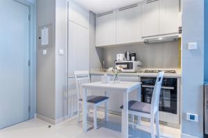 Fotografie z fotogalerie ubytování Zada Tower 1BR Holiday Home v Dubaji