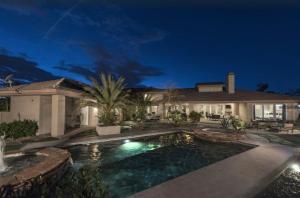 Luxury Modern Estate, Amazing Strip Views! Pool, Hot Tub, Sports Court (Basketball, Tennis, Pickle Ball), Game Room