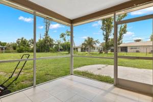 Giardino di Best location in Cape Coral!