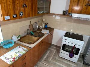 Φωτογραφία από το άλμπουμ του Gardenhouse σε Mëmëlisht +5 φωτογραφίες