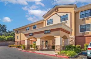 a building with the address of a hotel at Extended Stay America Suites - Los Angeles - Valencia in Stevenson Ranch