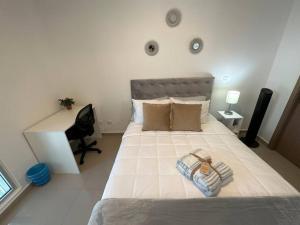 Ένα ή περισσότερα κρεβάτια σε δωμάτιο στο New Luxury Apartment 12th Floor