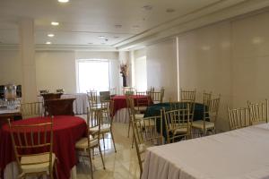 A restaurant or other place to eat at Ciudad Fernandina Hotel
