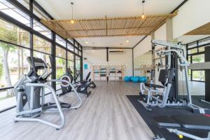 Fitness centrum a/nebo fitness zařízení v ubytování TUI BLUE The Passage Samui Pool Villas with Private Beach Resort