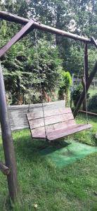 Vonkajšia záhrada v ubytovaní Domek - Leśna Kryjówka