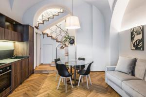 Kuchyňa alebo kuchynka v ubytovaní Ferrini Home - Piazza Trento