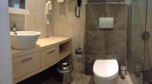 Koupelna v ubytování Doc's Hotel Kemer
