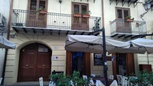 The building in which Az apartmant is located
