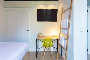 Postel nebo postele na pokoji v ubytování Private room Beach Valencia