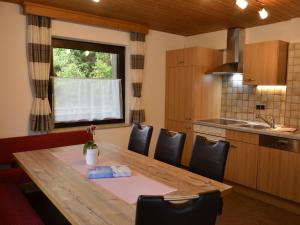 Kuchyňa alebo kuchynka v ubytovaní Apartment Sabine by Interhome