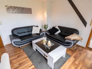 Χώρος καθιστικού στο Apartment Langes Leben - Al Khalid by Interhome