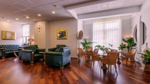 Posedenie v ubytovaní Darovanský Dvůr - Wellness & Golf Hotel